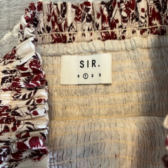 SIR. THE LABEL smocked ruffle floral skirt size small - Picture 4 of 8